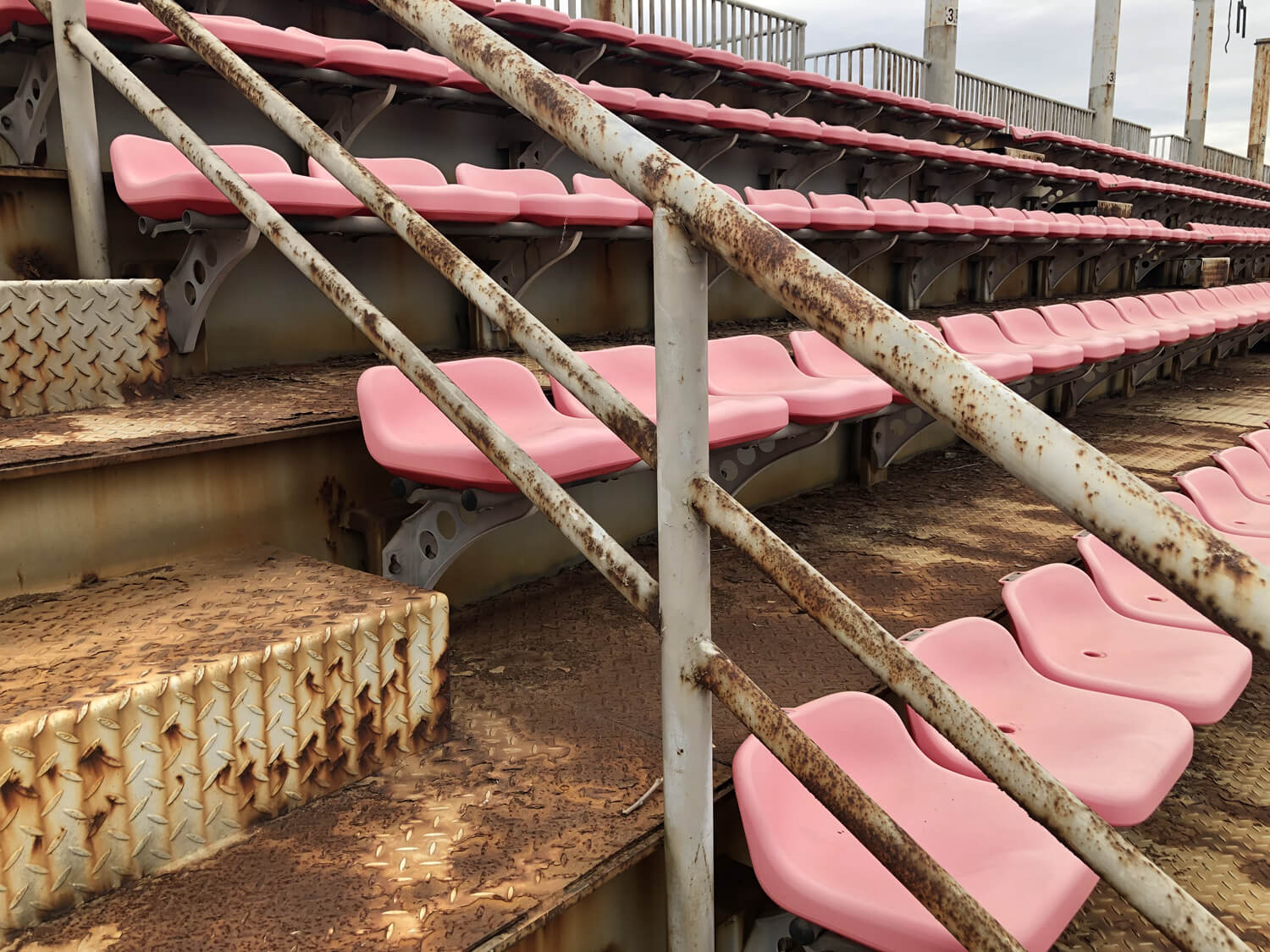 Steel structure bleachers